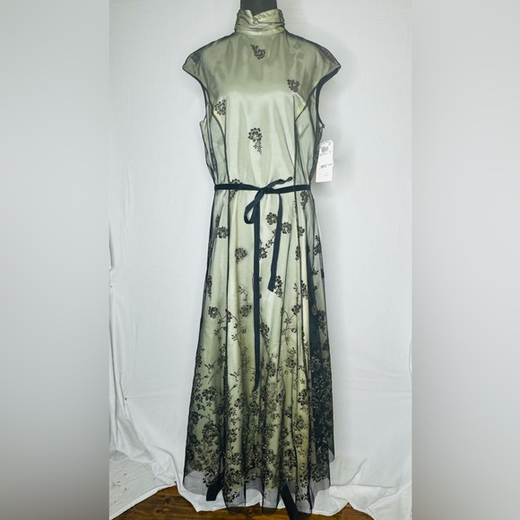 whimsigoth formal dress 90s Whimsigoth Floral Gown (S) main image 0